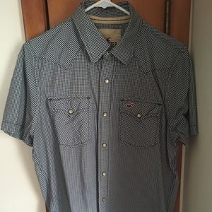 Hollister shirt